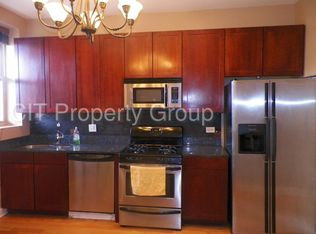 4109 S Prairie Ave #3S, Chicago, IL 60653