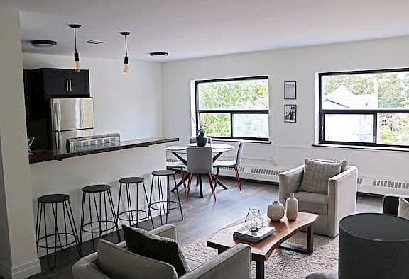 5th image of 936 King St W #207