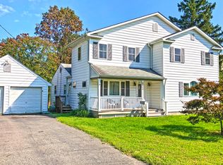 6364 Landess St, Alexandria, VA 22312