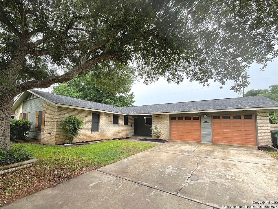 1st image of 214 Killarney Dr