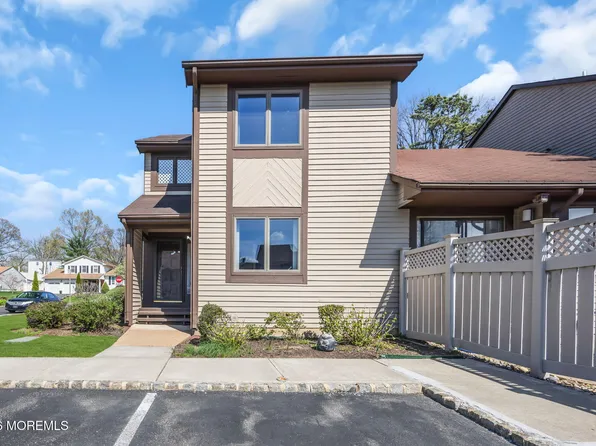 1 Chelsea Court, Parlin, NJ 08859