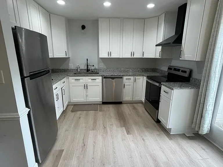 4704 Courtside Pl #A — Photo 6