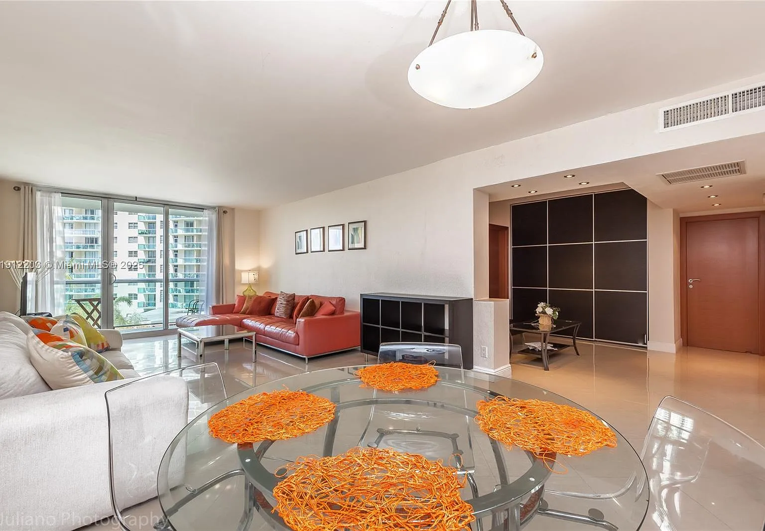 2 bed, 1505 sqft, $3,200 — Photo 1