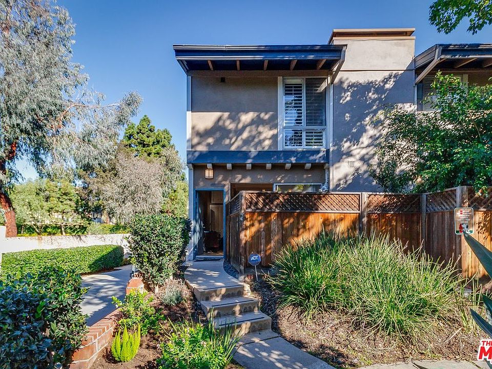 1st image of 6225 Green Valley Cir