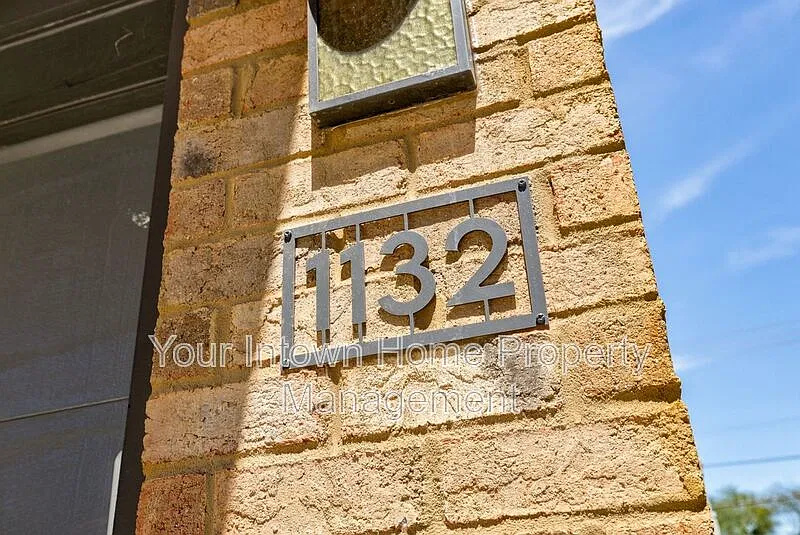 2 bed, 2.5 bath, 1361 sqft, $2,599 — Photo 4
