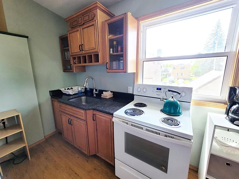 1601 Baxter Ave — Photo 4