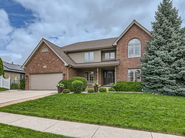13021 Rolling Meadow Dr, Lemont, IL 60439