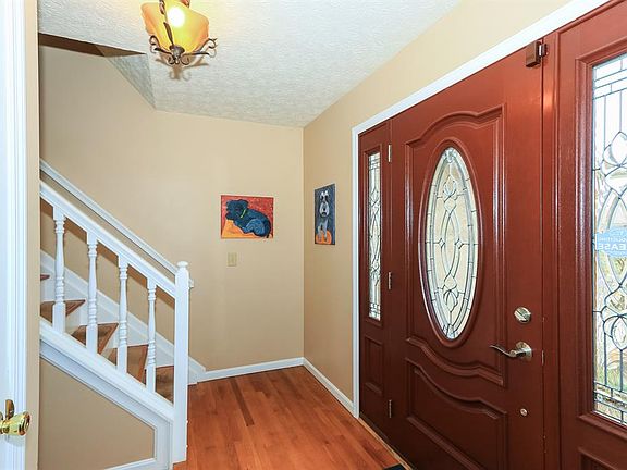 4th image of 8052 Surrey Brook Pl
