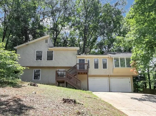 5061 Ravenwood Dr, Marietta, GA 30066