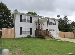 233 Grand Central Dr, Union, MO 63084