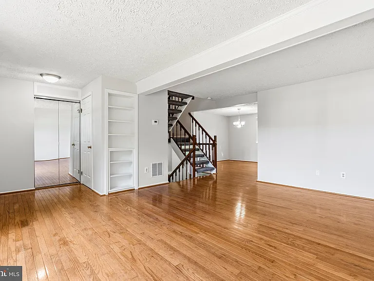 4600 Brentleigh Ct — Photo 6