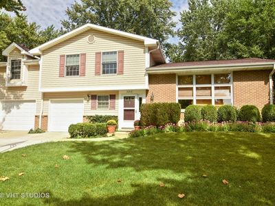 1052 E Fosket Dr, Palatine, IL, 60074