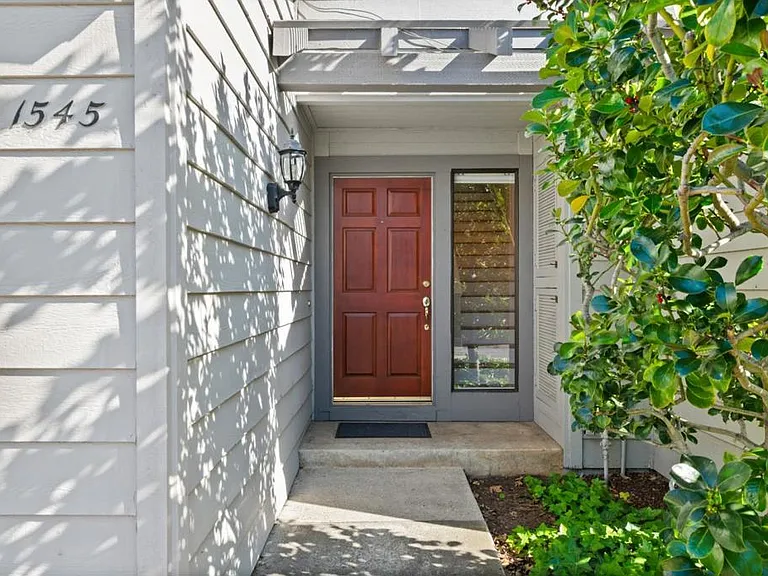 1545 Camden Village Cir — Photo 5