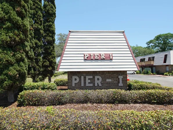210 W Pelham Rd, Fort Walton Beach, FL