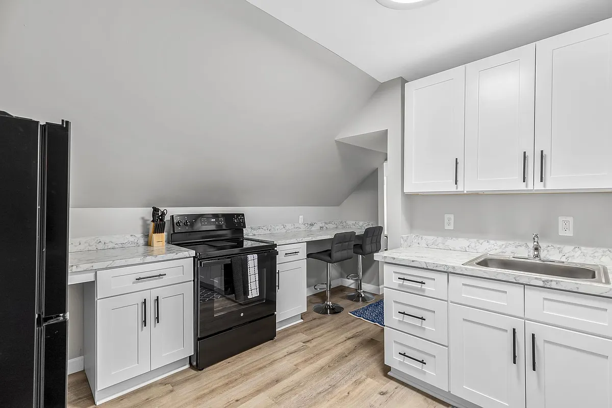 Building Photo - 278 Euclid St #3