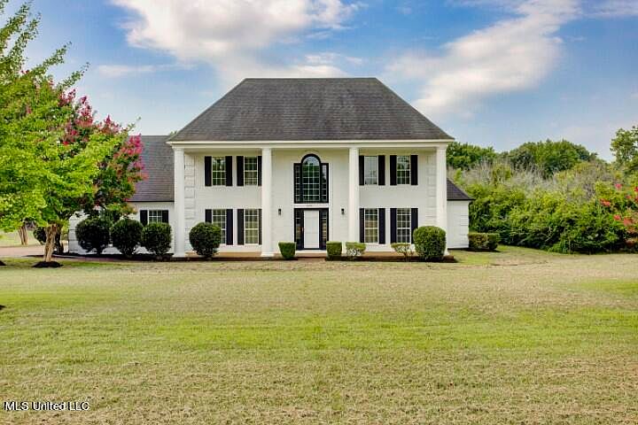 1st image of 8205 Hunters Creek Dr
