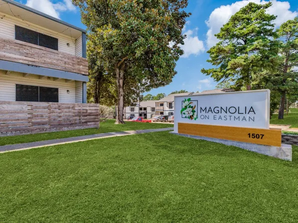 Magnolia on Eastman