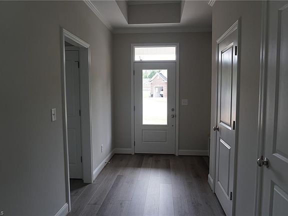 2nd image of 206 Helix Ct