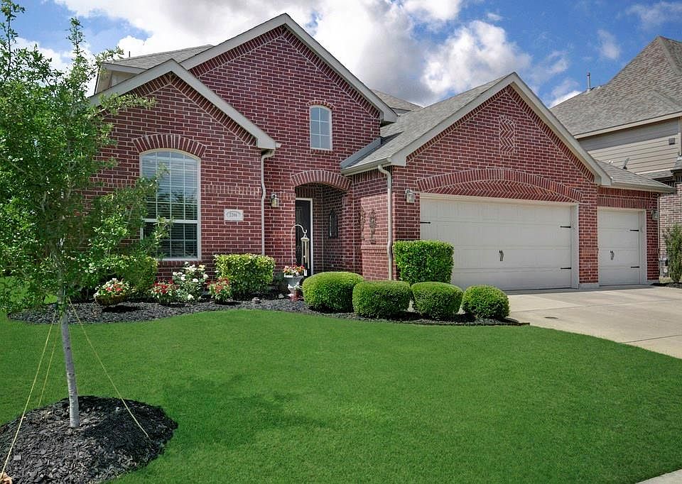 1st image of 2206 Independence Dr