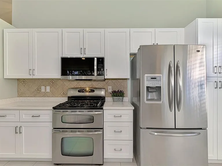 5271 Highbury Cir — Photo 20