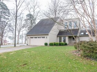496 17th Avenue Dr NE, Hickory, NC 28601