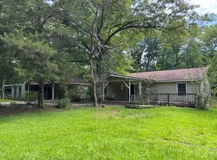 7 Candi Ln, Fort Mitchell, AL 36856