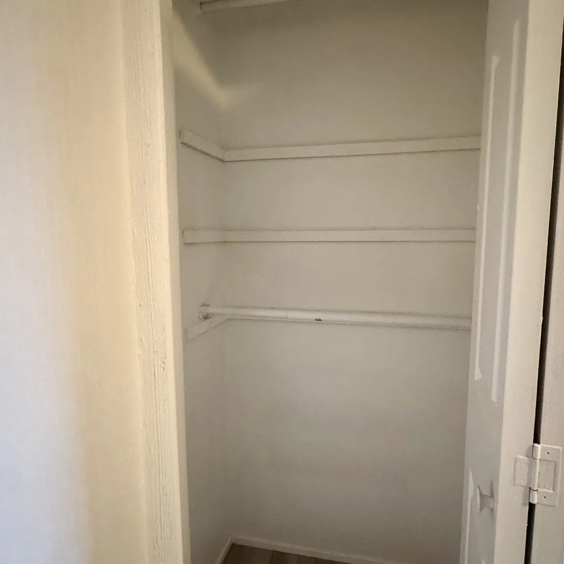 Studio, 240 sqft, $1,200 — Photo 2