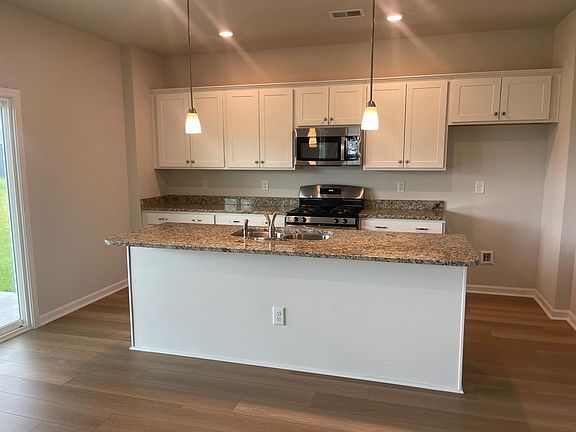 3rd image of 253 Portofino Dr