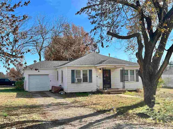 1216 N 6th St, Perry, OK 73077