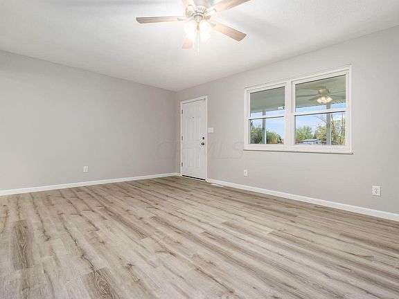 4th image of 480 W Columbus St