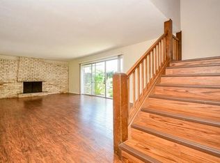 1927 Stoney Brook Dr, Houston, TX 77063