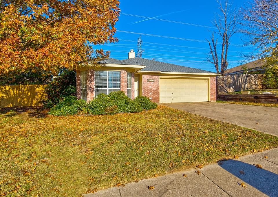 1st image of 10624 Cobblestone Dr