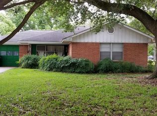 8215 Dunlap St, Houston, TX 77074