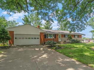 8921 Cavalier Dr, Cincinnati, OH 45231