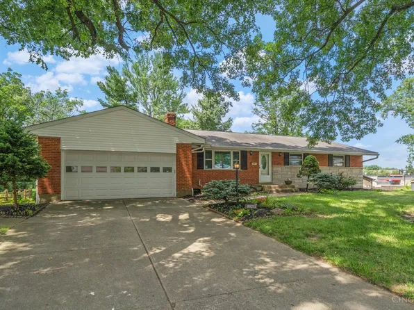8921 Cavalier Dr, Cincinnati, OH 45231