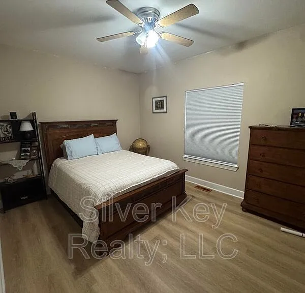 1980 Ridge Point Dr NW — Photo 26