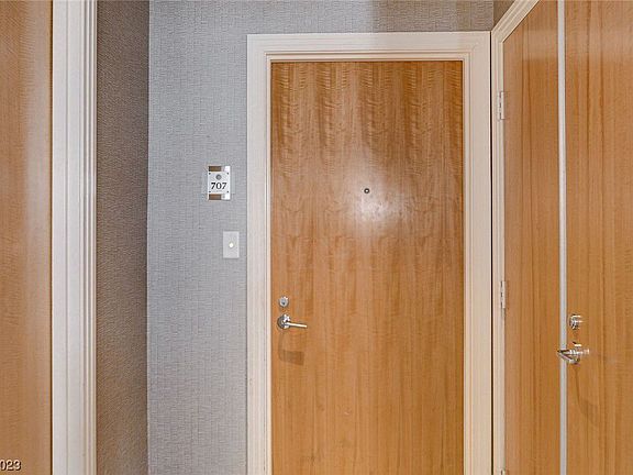 2nd image of 322 Karen Ave Unit 707