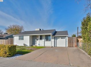 3681 McClellan Dr, North Highlands, CA 95660