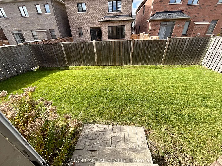 54 Kindy St — Photo 12