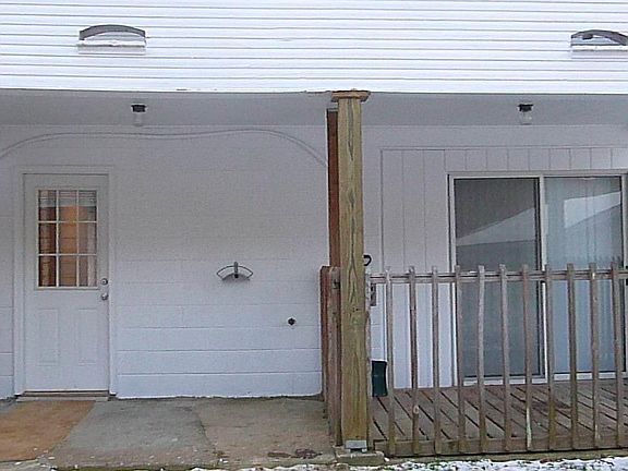 2nd image of 1617 Sugar Creek Dr #B