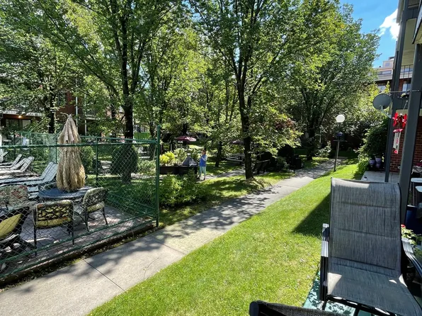 2811 East 26th Street image 21 of 38