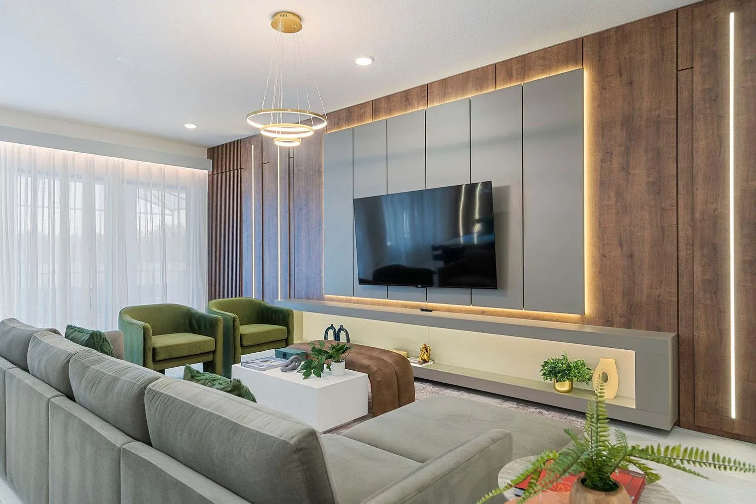 10 bed, 9.0 bath, 4230 sqft, $15,965 — Photo 3