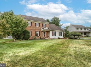 2005 Chapel Forge Dr, Lancaster, PA