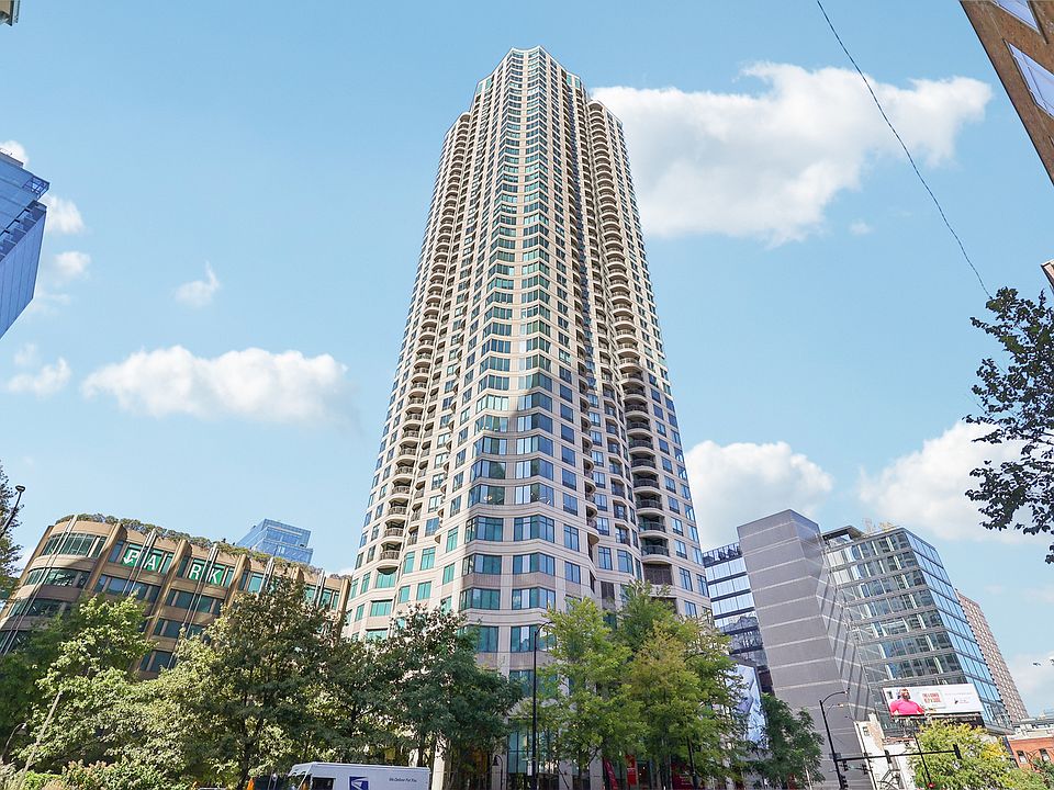 1st image of 400 N La Salle Dr APT 3610
