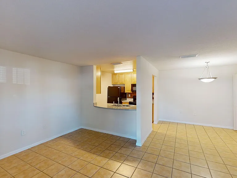 The Breyley Apartments — Photo 42