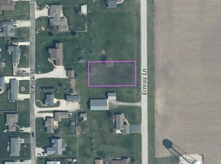 309 Ernray Ln, Gifford, IL