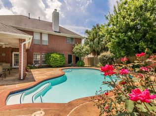 2526 Lakeside Dr, Seabrook, TX 77586