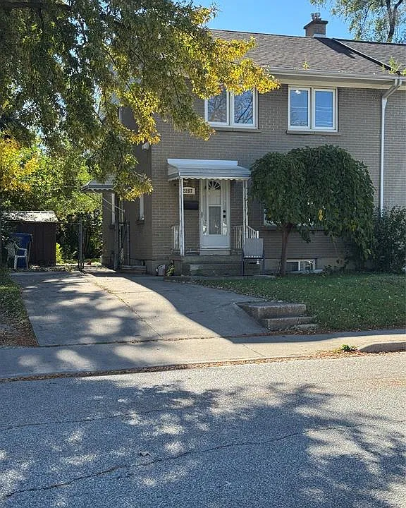 2267 College Ave