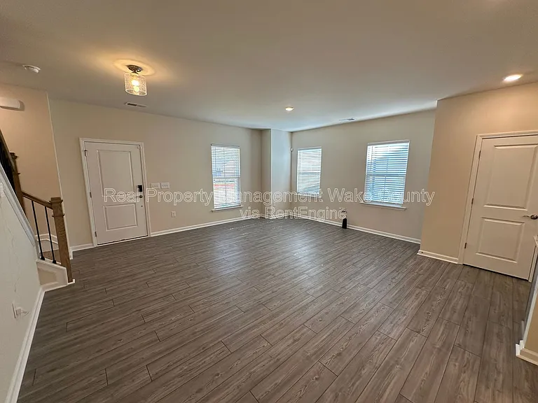 344 Abbots Mill Dr — Photo 10