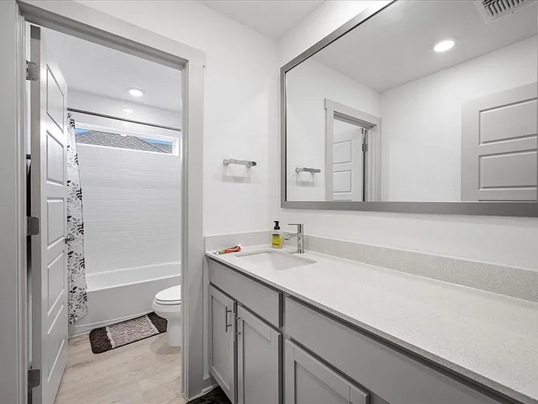 420 Deerpath St — Photo 11